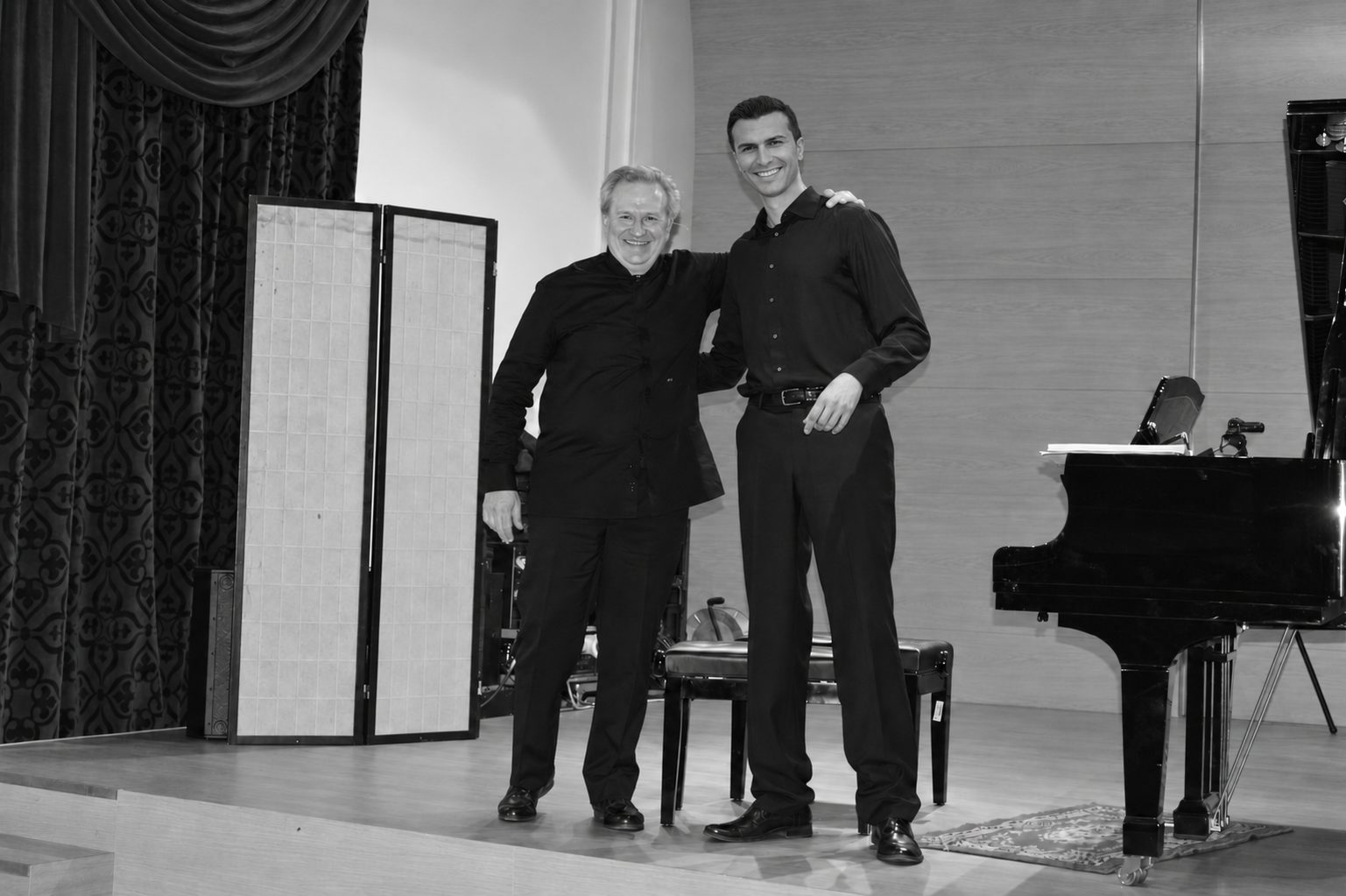 Simone Renzi in concerto, fotografia 7 di 8